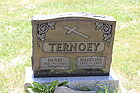 Ternoey2C_Hen.jpg