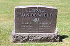 VanDeWiele2C_Alb.jpg
